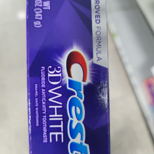 Crest 3D White Ultra Whitening Toothpaste, Vivid Mint,