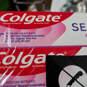 COLGATE ANTICAVITY TOOTHPASTE FOR SENSITIVE TEETH 170GR