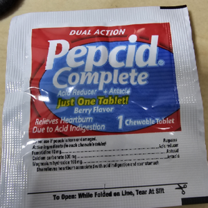PEPCID COMPLETE sheet berry flavor DUAL ACTION 1 TABLET