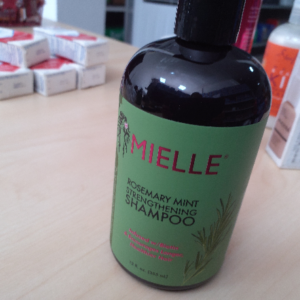 Mielle Rosemary Mint Strengthening Shampoo