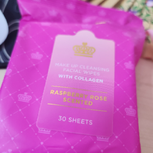 Clinicals Make up Cleansing Facual Wipes With Collagen RASPBERRY