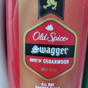 Old Spice Swagger Scent of Cedarwood Body Wash