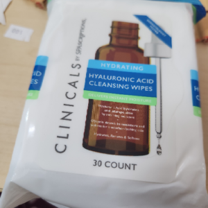 Clinicals Hydrating Hyaluronic Acid Cleansing Wipes 30 Count