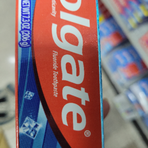 Colgate MaxFresh Toothpaste Mini Breath Strips, Cool Mint, 206GR